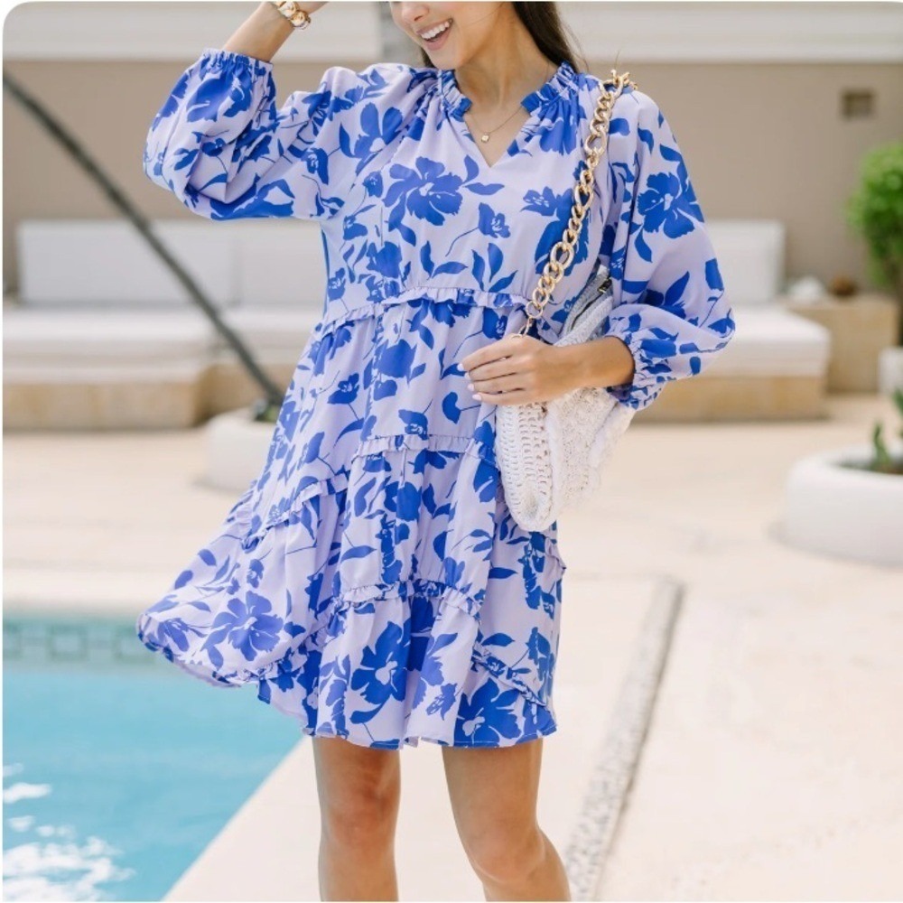 Shop the Mint Periwinkle Floral Tiered Dress EUC Medium‎ Puff Sleeve Lined